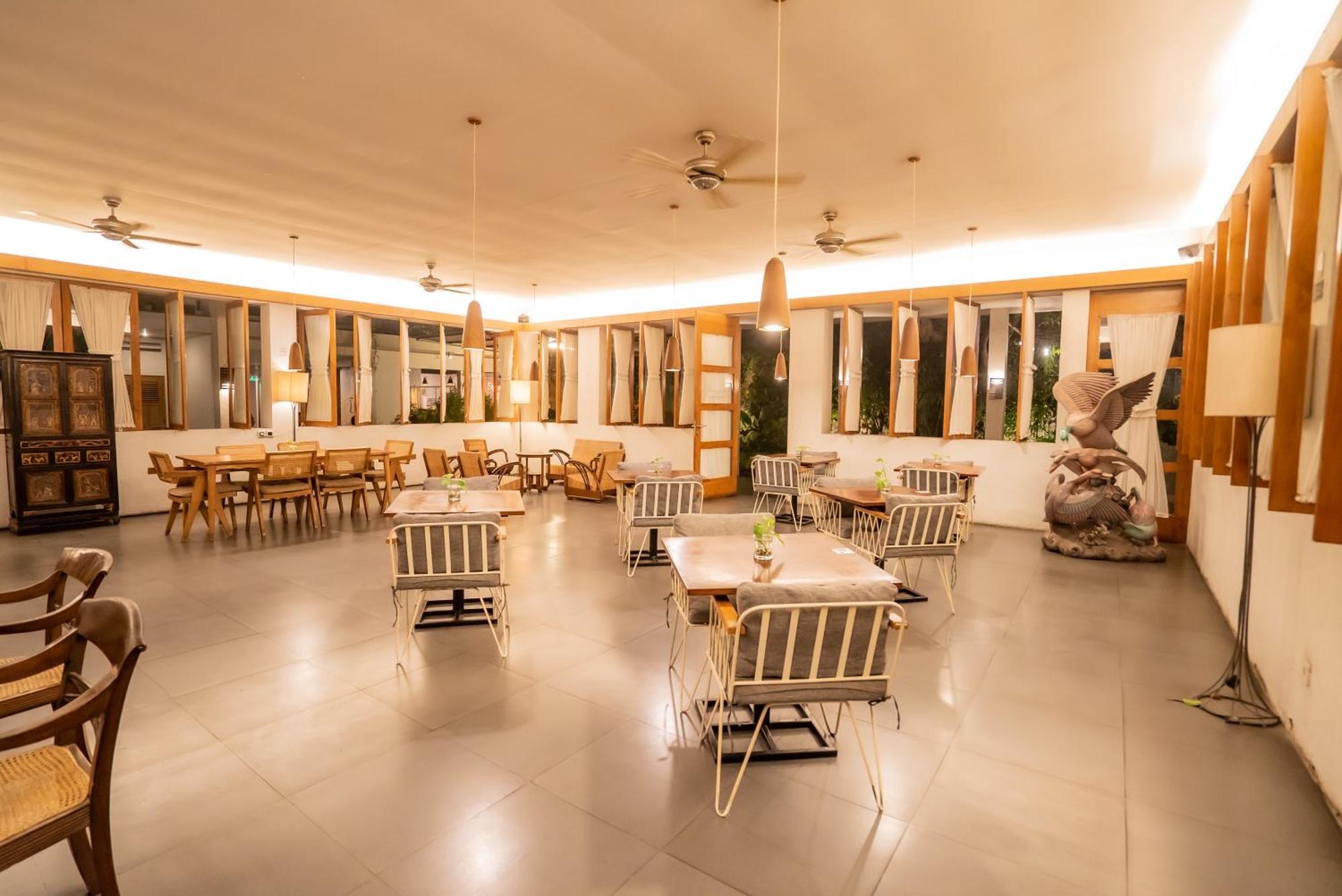 Hotel Blambangan Баньювангі Екстер'єр фото